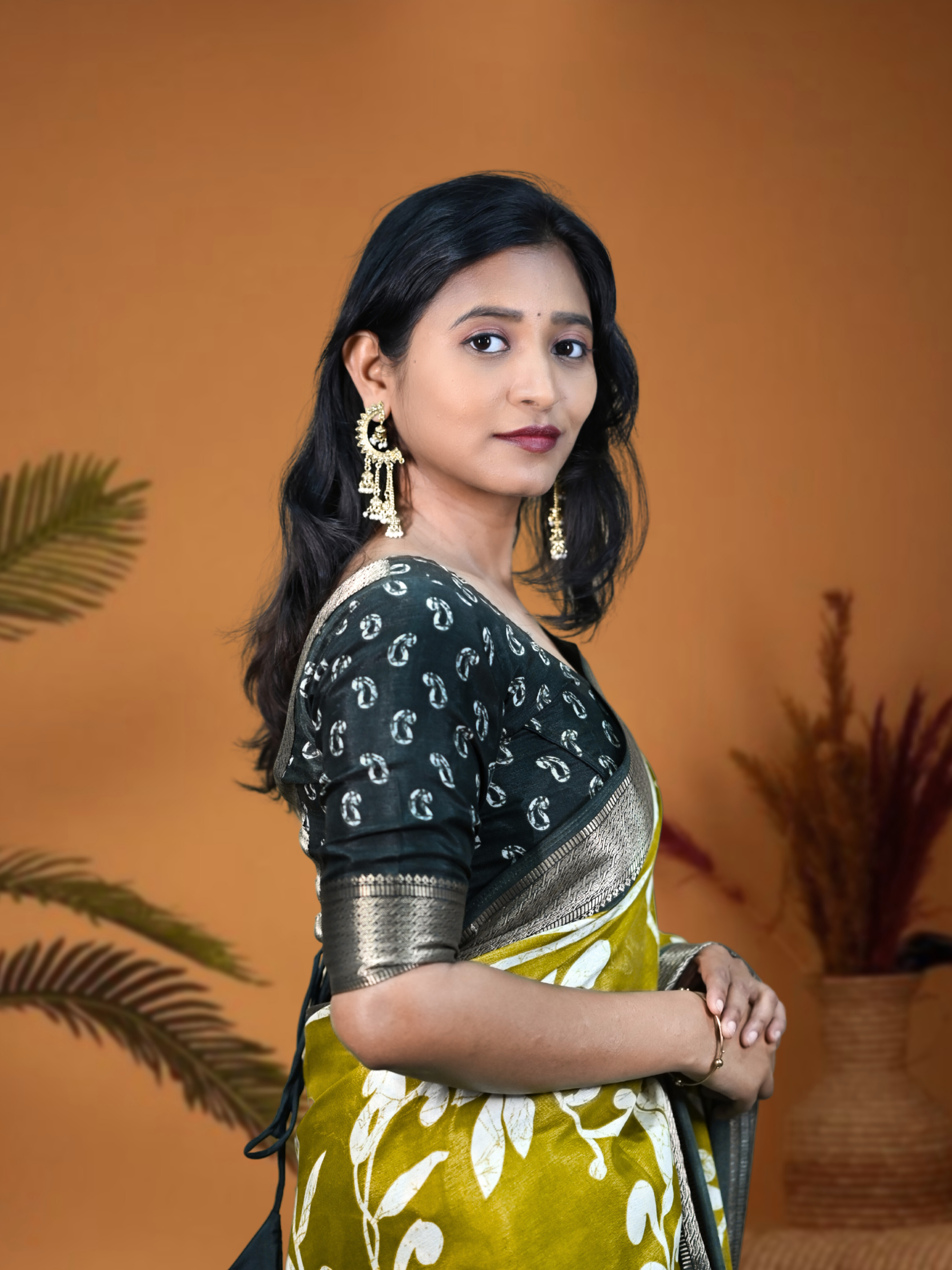 Ash Yellow Sanskriti Saree with Free Ear rings