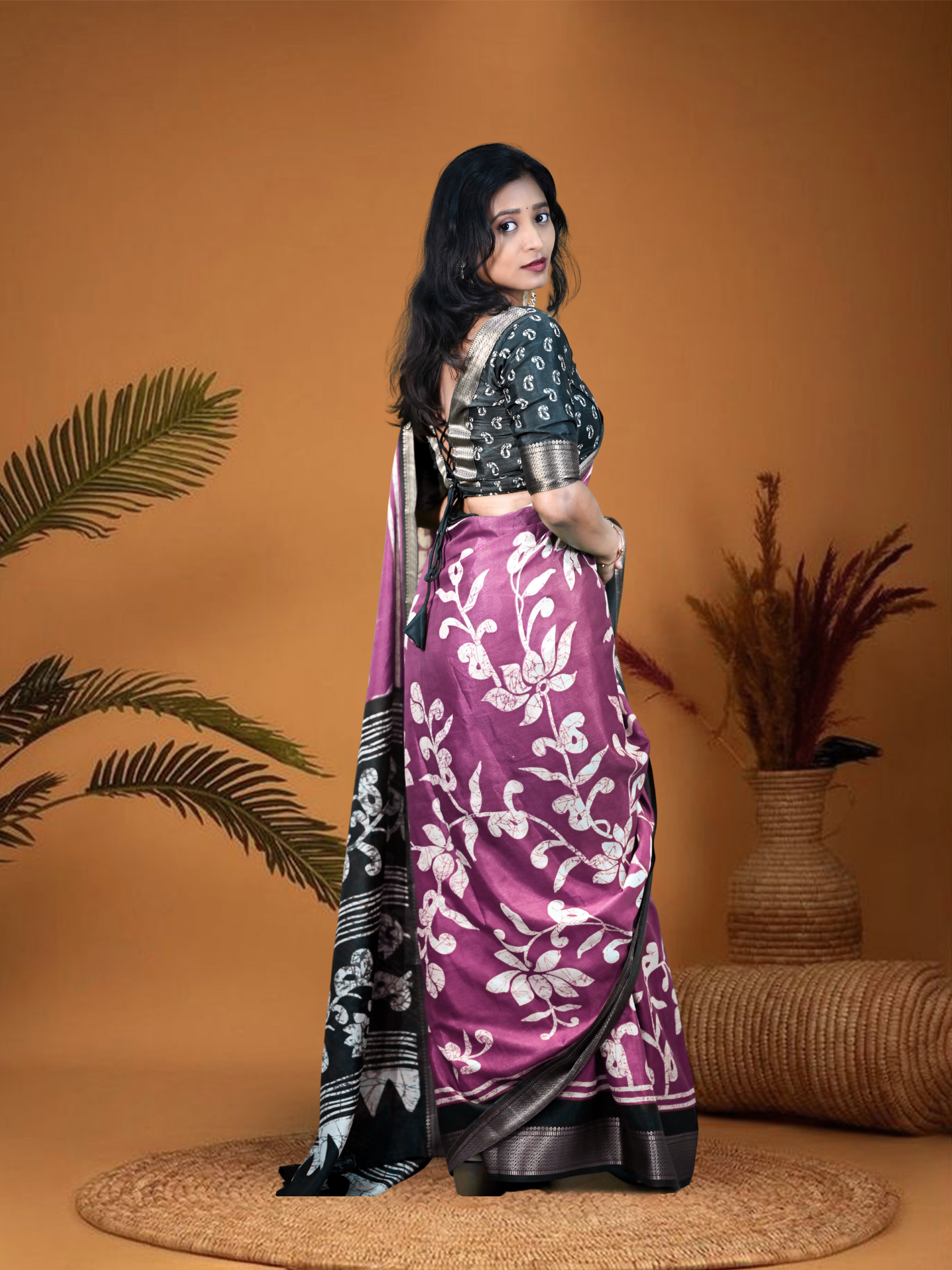 Ash Light Pink Sanskriti Saree with Free Earrings