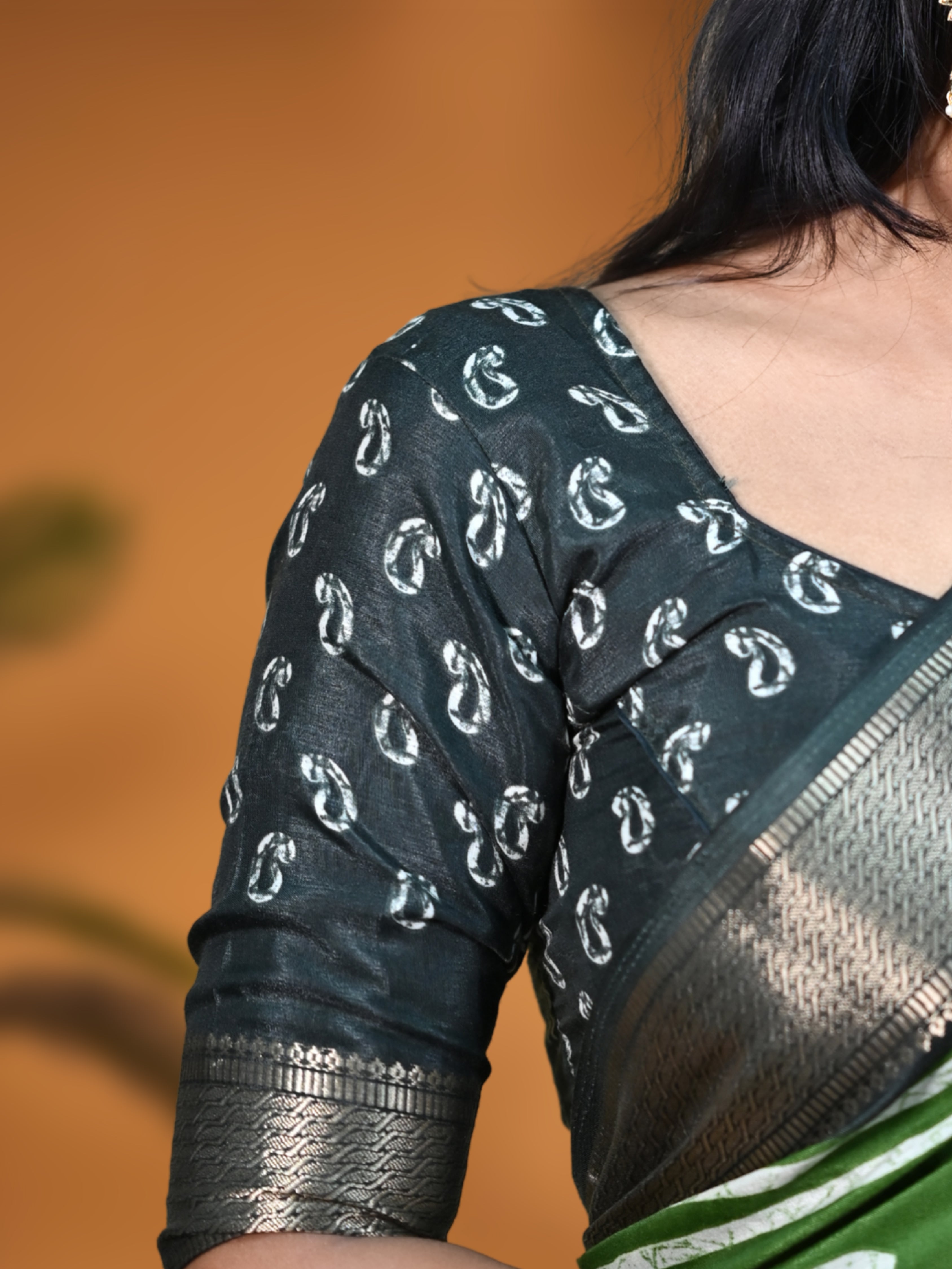 Ash Green Sanskriti Saree with Free Ear rings