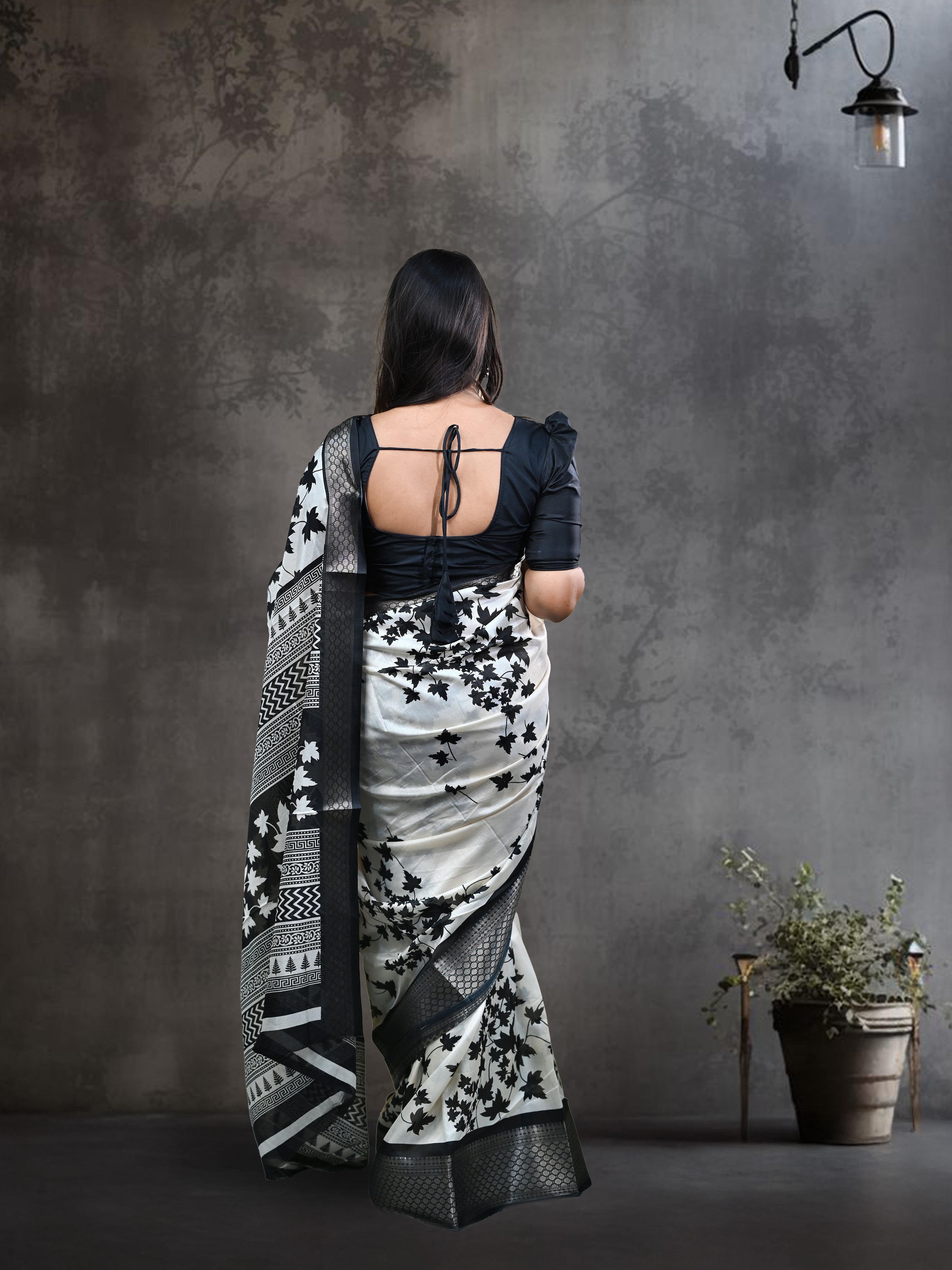 Black and White leaves printes saree with free Ear rings